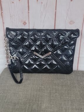 Express Quilted Patent Wristlet Clutch - Black
